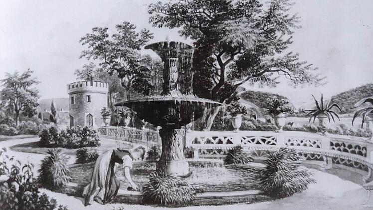 Um 1830 präsentierte sich die Gartenterrasse von Schloss Rosenau als Idylle mit Springbrunnen und damit ganz ähnlich wie heute. Vor knapp zwei Jahrhunderten bot sich freilich noch ein freierer Ausblick.