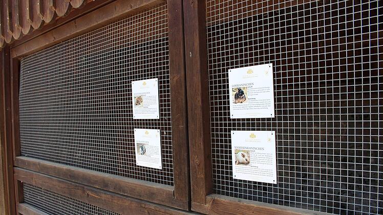 Neu gestaltet: das Tiergehege wurde zum Streichelzoo umgebaut und verschönert.  Foto: Julia Raab