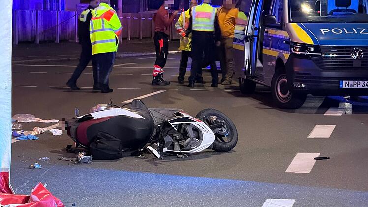 Rollerfahrer (17) stirbt nach Unfall mit Bus in N&uuml;rnberg