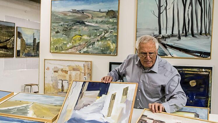 In seiner Werkstattgalerie in Untersiemau zeigt Robert Reiter eine neue Ausstellung. Die Schau unter dem Titel "Europa entdecken" wird am 6. Oktober eröffnet.FotoJochen Berger