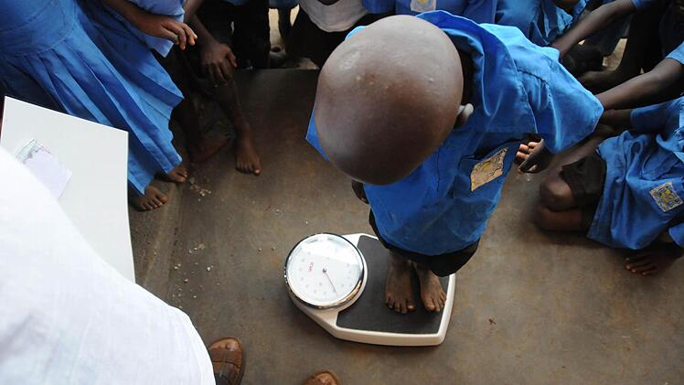 Zum Beispiel eine Personenwaage. Foto: Stefan Reinmann