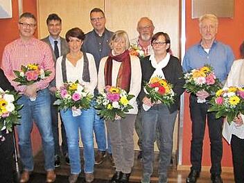 Das Diakonische Werk Coburg ehrte bei seinem Herbstfest langjährige Mitarbeiter und künftige Ruheständler.  Foto: Martin Koch