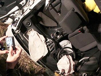 Unfall mit Schwangeren: Gaffer behindern Helfer und beleidigen Polizisten Symbolbild: Josef Hofbauer
