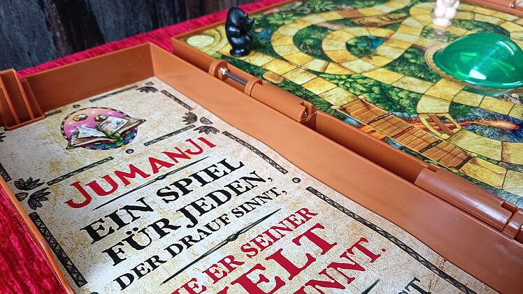 Spiele-Test Jumanji Deluxe: Wer löst die Rätsel der Leuchtkuppel?