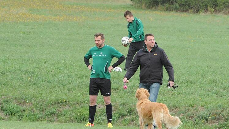 Bilder vom Spiel der Woche bei der SG Oberleicjhtersbach/Modlos gegen den TSV Stangenroth. Foto: Hopf
