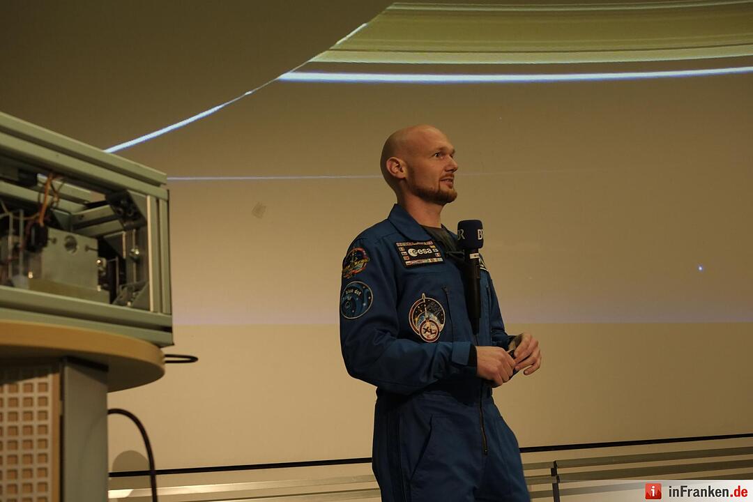 Alexander Gerst spricht über bemannte Raumfahrt