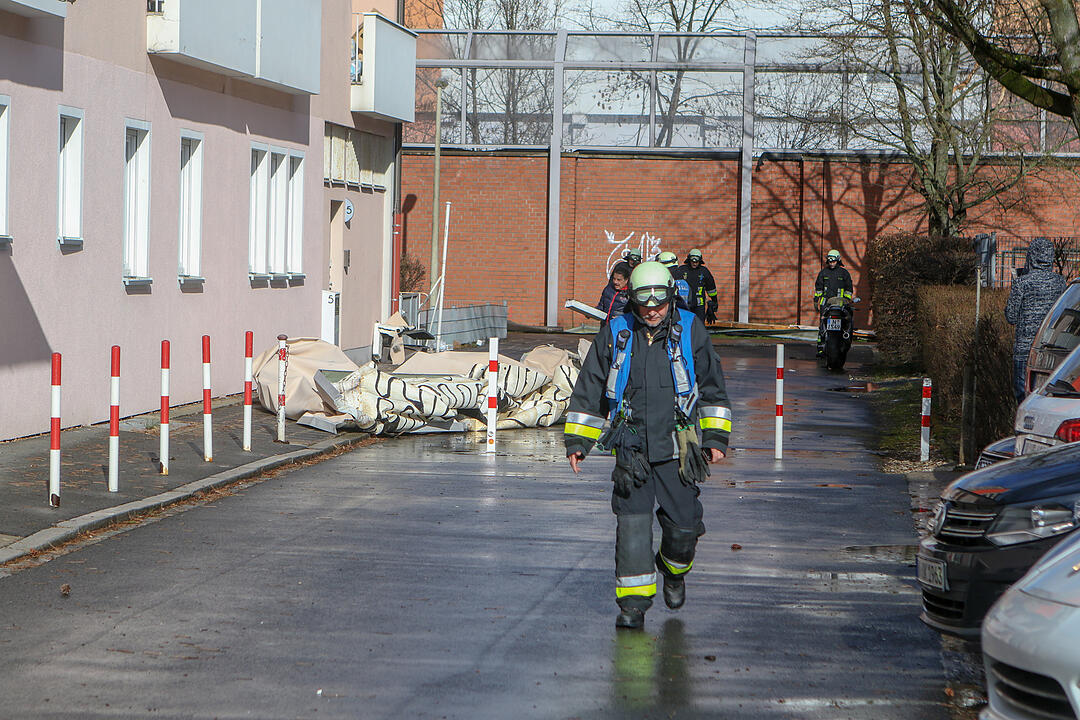 Erste Sturmschäden in Franken