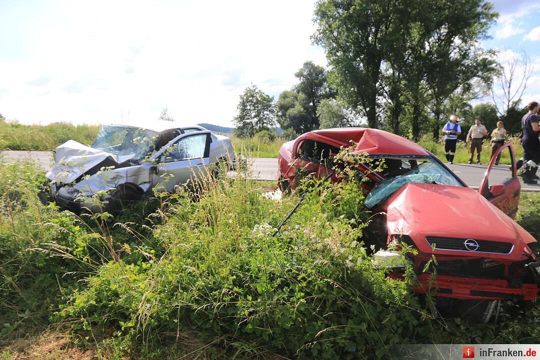 Schwer Unfall auf B470 bei Dachsbach