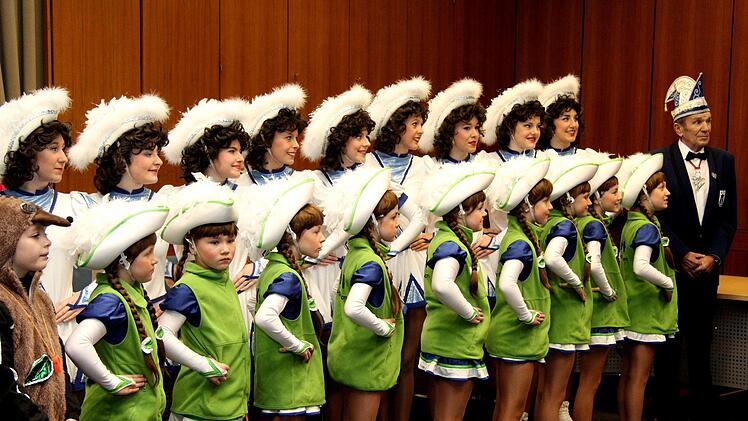 Impressionen vom Herzogenauracher Rathaussturm  Richard Sänger