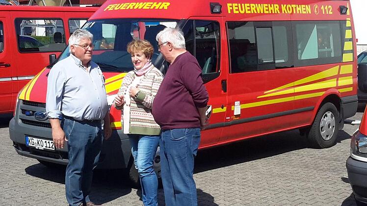 An mehreren Programmpunkten nahm im Verlauf des Tages Bürgermeisterin Brigitte Meyerdierks (Bildmitte) teil. Zusammen mit den Organisatoren Heinz Geißler (links) und Rolf Mozer (rechts) freute sie sich über die gelungene Veranstaltung.   Foto: Rolf Pralle