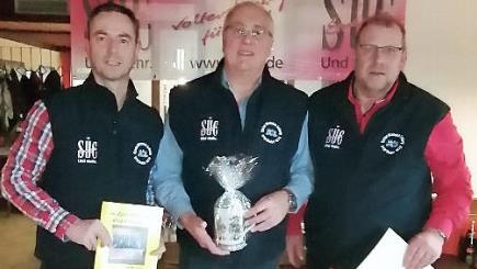 Vorsitzender Andreas Blohmann, Vorstandsmitglied Norbert Schmied und Listenf&uuml;hrer Thomas Flursch&uuml;tz  Foto: privat