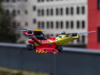 Pilotprojekt in München - Drohnen fliegen Feuerwehr voraus