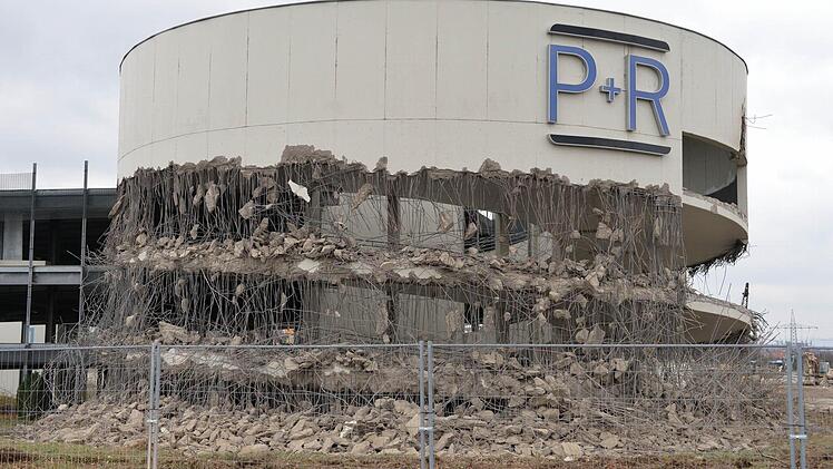 Die Park- und Rideanlage wurde abgebrochen... Foto: Ronald Rinklef
