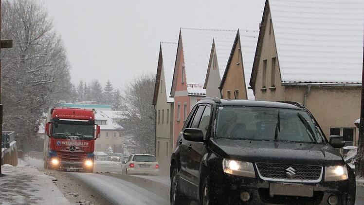 90 Prozent des Schwerlastverkehrs sollen durch den Bau der Umgehung aus Mainroth verschwinden.