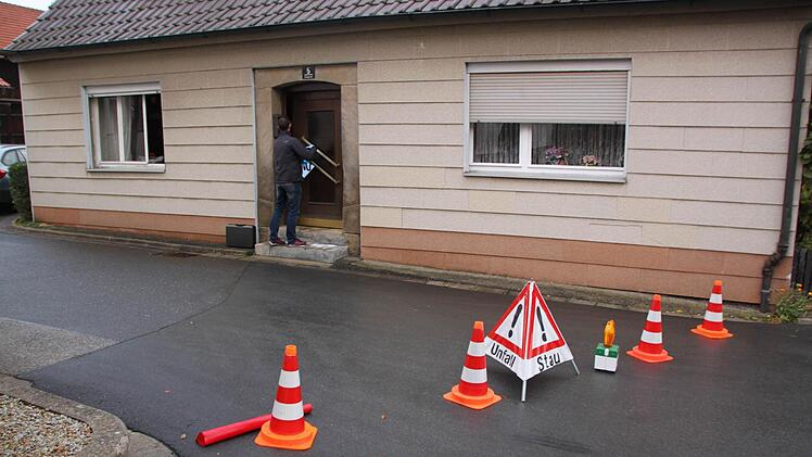 Das Wohnhaus des 73-Jährigen wurde kurz nach der Tat von Kriminalbeamten durchsucht. Foto: Matthias Einwag
