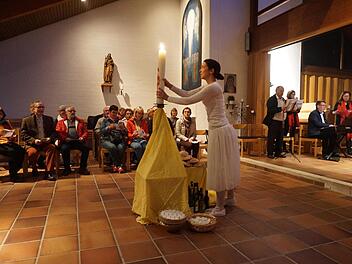 Nach zwei Jahren Corona-Pause gibt es wieder eine ganzheitliche Feier des Osterfestes beim "All In" im Kirchenzentrum in Wildflecken. Foto: Archiv Marion Eckert