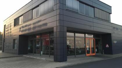 Seit 2007 steht Kundenzufriedenheit bei Reifen Wagner auch in der Gutenbergstraße 2 an erster Stelle. Foto: Laura Velten