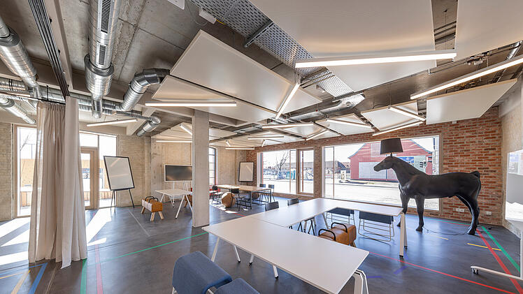 Bamberg: Aiwanger eröffnet Digitales Gründerzentrum LAGARDE1 - "Innovationstreibende von Morgen"