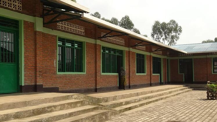 Die neue Schule wurde 2014 geweiht. Foto: Regina Rinke