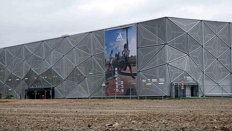 Impressionen von der Fahrt über den Olympiaring    Foto: Richard Sänger