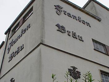 Die Franken Bräu im Mitwitzer Gemeindeteil Neundorf besteht seit dem Jahr 1520. Seit Mitte August hat die Traditionsbrauerei einen neuen Besitzer. Der Pfälzer Rainer Mohr hat sie übernommen. Foto: Marco Meißner