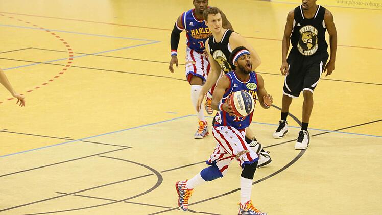 Am Dienstag waren die Harlem Globetrotters zu Gast in Coburg. Foto: Matthias Hoch