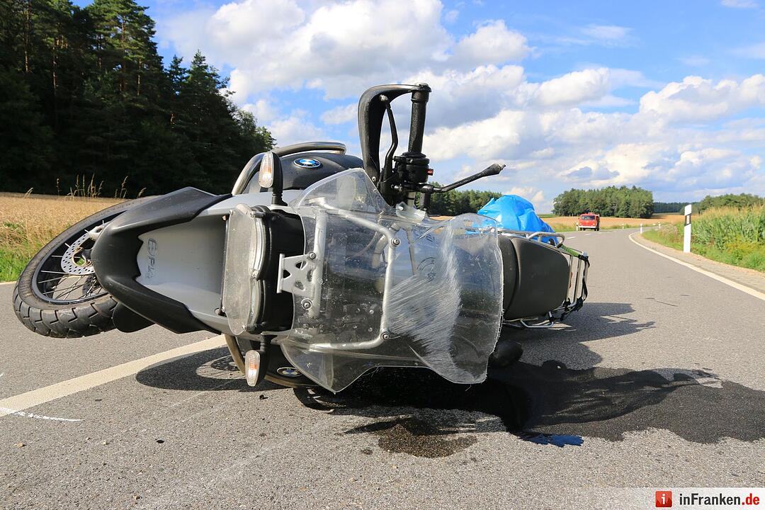 Unfall bei Oberfellendorf - zwei Schwerverletzte