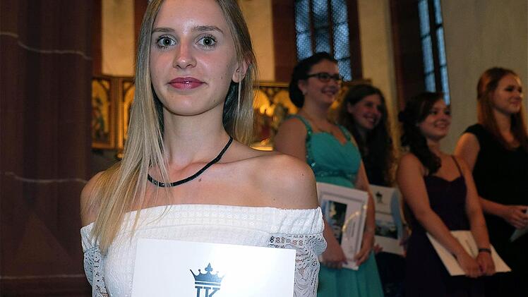 Jahrgangsbeste Cecilia Rentsch hat einen Notendurchschnitt von 1,27. Foto Gerd Schaar
