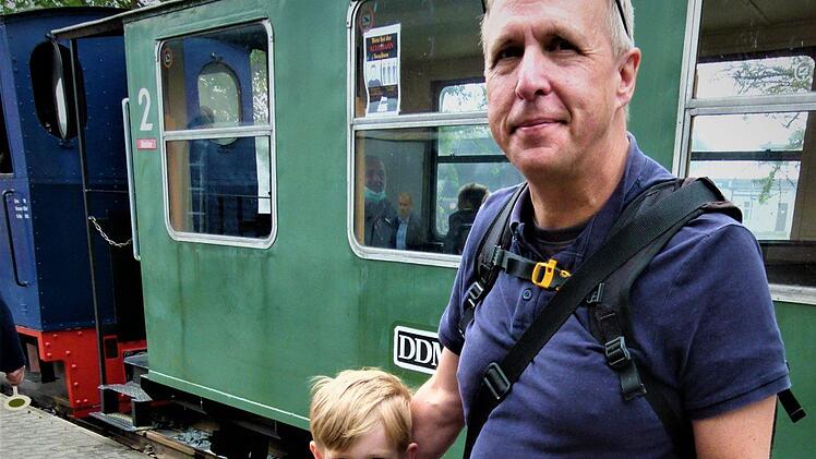 Sven Schuhmann kommt mit seinem Sohn Florian immer gern in das DDM. Foto: Werner Reißaus