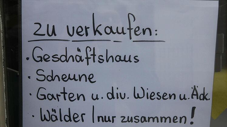 Mit diesem Schild wirbt Gertrud Heidner um einen Nachfolger.