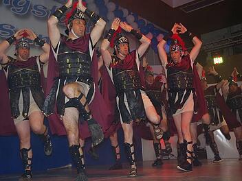 Die Sunshine-Girls aus Wei&szlig;enbrunn entf&uuml;hren in das Reich von 1001 Nacht.