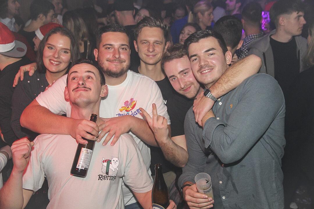 Partystimmung an Heiligabend