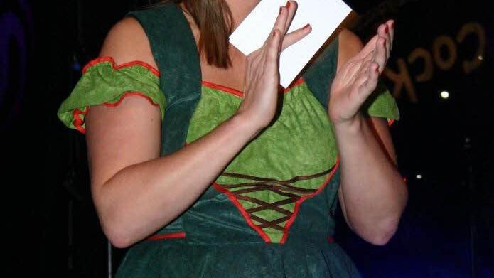 Julia Riegler, alias Robin Hood, moderierte durch den Abend.Foto: Thomas Meyer