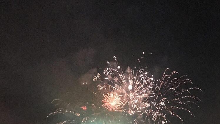 Eindrücke vom Rakoczy-Feuerwerk. Foto: Ralf Ruppert