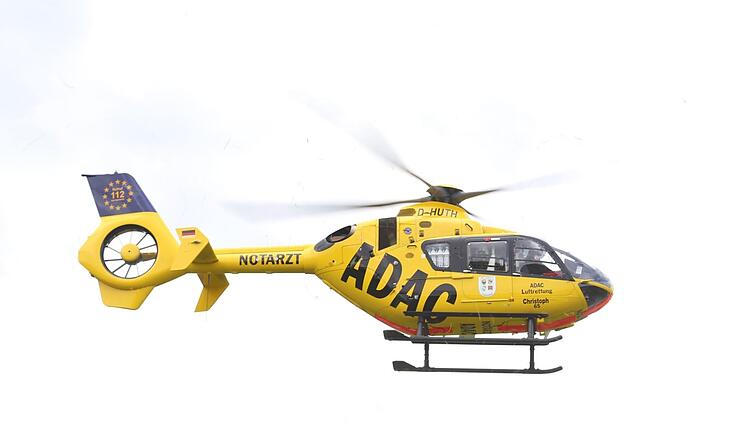 Der Ausflug einer siebenköpfigen Motorrad-Gruppe in die Fränkische Schweiz endete am Sonntag tragisch. Ein Biker starb nach einem Unfall bei Egloffstein. Symbolbild: NEWS5 / Haag