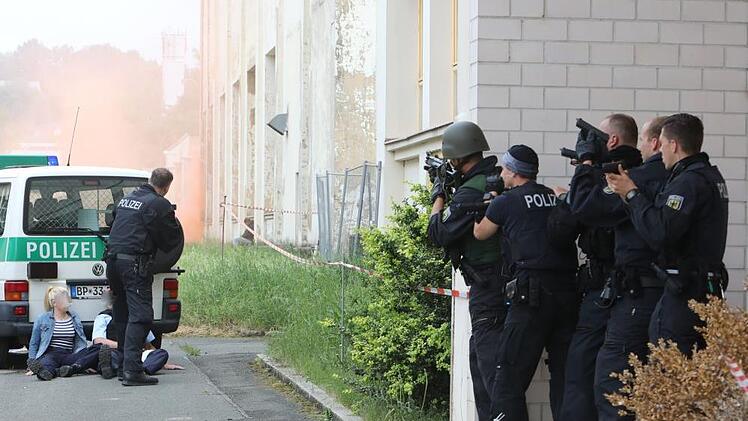 Großübung der Bundespolizei in Mainleus. Foto: Barbara Herbst