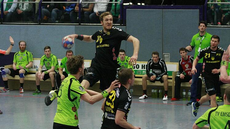 "Matze" Gerlich bei einem seiner gefürchteten Rückraumwürfen.