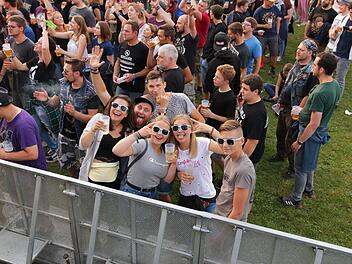 Packt die Oma ein, kommt zur "Lutzi" - dieser Gedanke ist seit den ersten Stunden Programm. Das Festival versteht sich als Event, das für alle etwas zu bieten hat. Einlass ist ab 16 Jahren.  Lukas Veth
