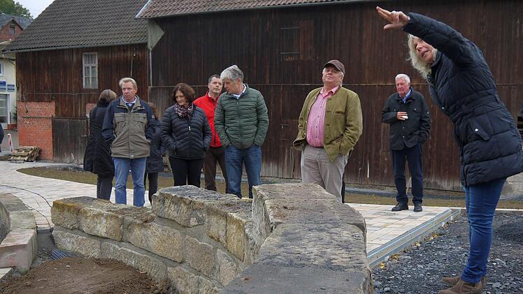 Dorfplatz Kemmaten. Foto: Berthold Köhler