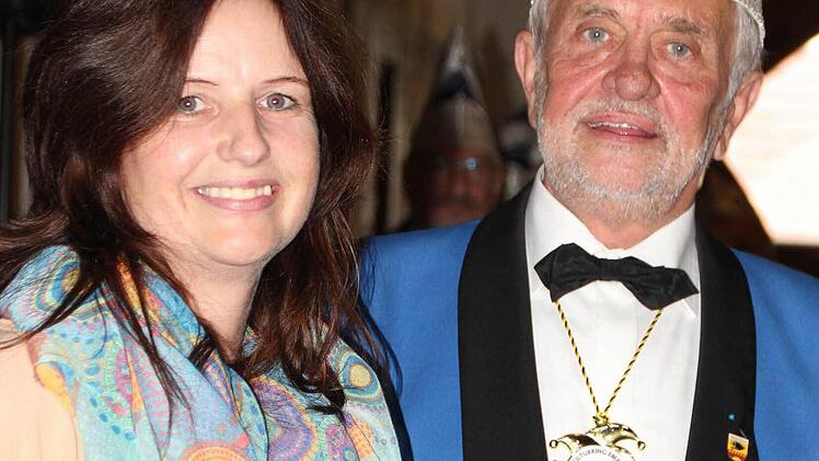 Petra Elflein und Klaus Bayersdorfer wurden für 35-jähriges Engagement im Kulturring geehrt.