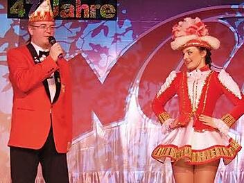 Die Neunkirchner begeisterten ihr Publikum mit allem, was zu einem zünftigen Faschingsabend dazugehört. Fotos: Petra Malbrich