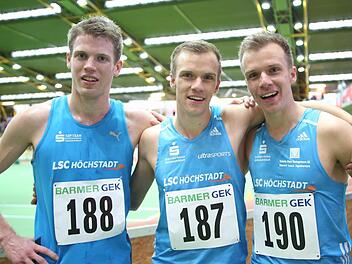 Die erfolgreiche Höchstadter Männerstaffel mit Niklas Bühner, Bastian und Martin Grau (v.l.). Foto: Theo Kiefner