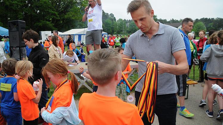 Bei der Siegerehrung  Foto: Karl Heinz Wirth