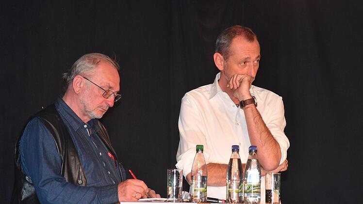 Impressionen von der Podiumsdiskussion zur Landtagswahl für Jung- und Erstwähler im Kulmbacher Jugendzentrum "Alte Spinnerei" Ronald Rinklef