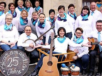 Die Gruppe "Schola Akanamandla" gibt ein Konzert in der Basilika Marienweiher Foto: privat