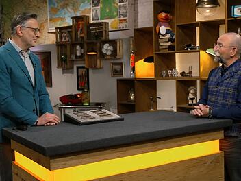 Detlev K&uuml;mmel weinte der Sammlung hinterher: "Ich will H&auml;ndler sein, Horst!" Lichter kannte das Gef&uuml;hl des Nicht-Kaufen-D&uuml;rfens nur zu gut: "Ich sah nur die Zeichen drauf und wusste, das ist dein Ding." K&uuml;mmel &uuml;berlegte: "Kann ich mich nicht da r&uuml;ber schleichen?"