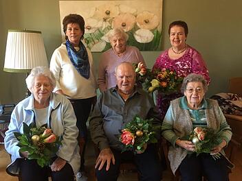 Der neu gewählte Heimbeirat im Juliusspital in Münnerstadt konstituierte sich: (vorne, von links) Helga Sebald, Johann Friedel, Maria Polst sowie (hinten, von links)  Dagmar Schirling, Roswitha Stapf und Anneliese Albert. Foto: Julia Klein