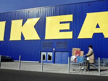 Die Aufregung ist groß - Ikea will noch einmal über ein geplantes Millionen-Projekt in Nürnberg nachdenken. Dabei sollte doch schon 2020 die Eröffnung sein. Foto: Frank May/dpa