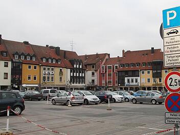 Mit 13,6 Millionen Euro ist der Umbau des Zentralparkplatzes und die Sanierung der Tiefgarage der dickste Brocken im städtischen Investitionsprogramm.  Foto: Jürgen Gärtner