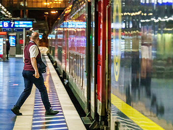 Zugausf&auml;lle wegen bundesweiten Warnstreiks der GDL bef&uuml;rchtet